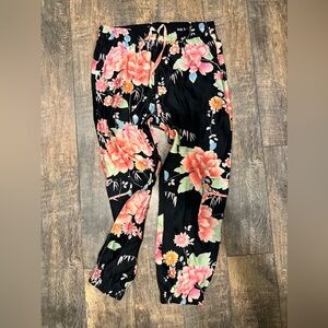 Johnny Was women’s summer pants 💕💕💕💕✨